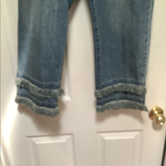 NWTS MIchael Kors nice blue Jeans with fringe. Size 16 front and back pockets - Picture 2 of 8